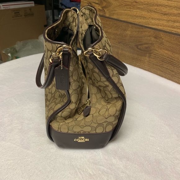 Coach Phoebe large handbag NWT brown/khaki - Picture 2 of 8